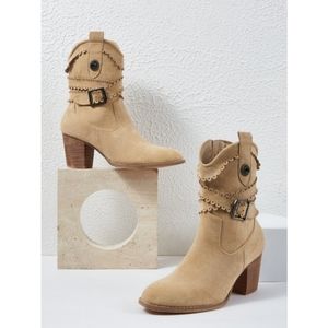 SHEIN Buckle Chunky Healed Western Boot